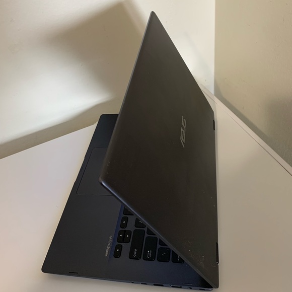 Asus VivoBook Flip 14, Intel i3, 8th Gen, Win 11, 2-in-1, & Made 2018 - Picture 11 of 12